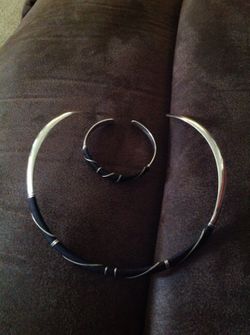 Silver choker/ bracelet. Bought in fredricksberg . Wore twice