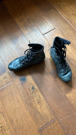 Under Armour Football Cleats