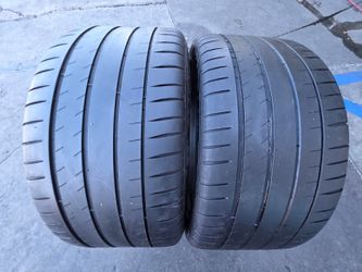 2 USED TIRES MICHELIN PS4S 285/35/20