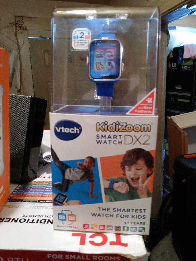 Brand New VTech Kidizoom SmartWatch Dx2