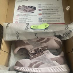 New Women's Reebok Work Shoe (size 5.5w)