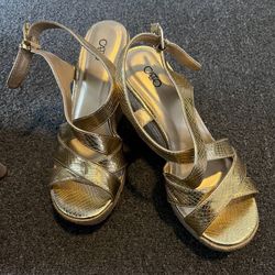 Gold Wedge Heel Sandal Size 8