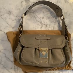 Louis Vuitton Suhali Handbag 