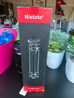 Nietoto Camera Tripod