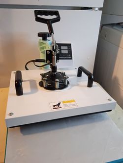 T-shirt machine in like new condition