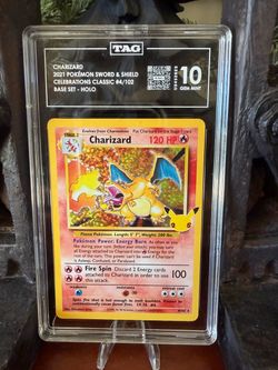 2021 Pokemon 2021 Sword and Sheild #4/102 Base Set Holo TAG 10