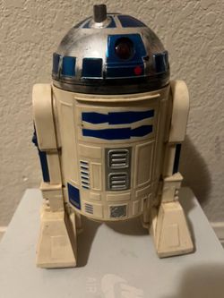 vintage 1978 Kenner Star Wars radio-controlled R2-D2 toy.