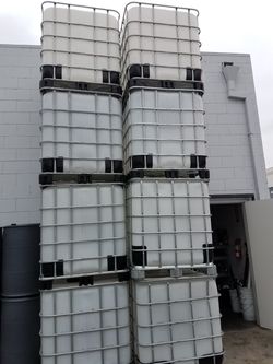 Water totes 280 gallons