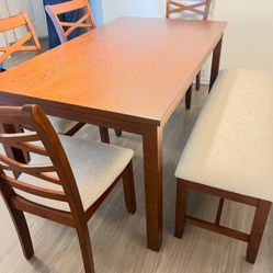 Bonito Comedor De Madera Nuevo En Su Caja