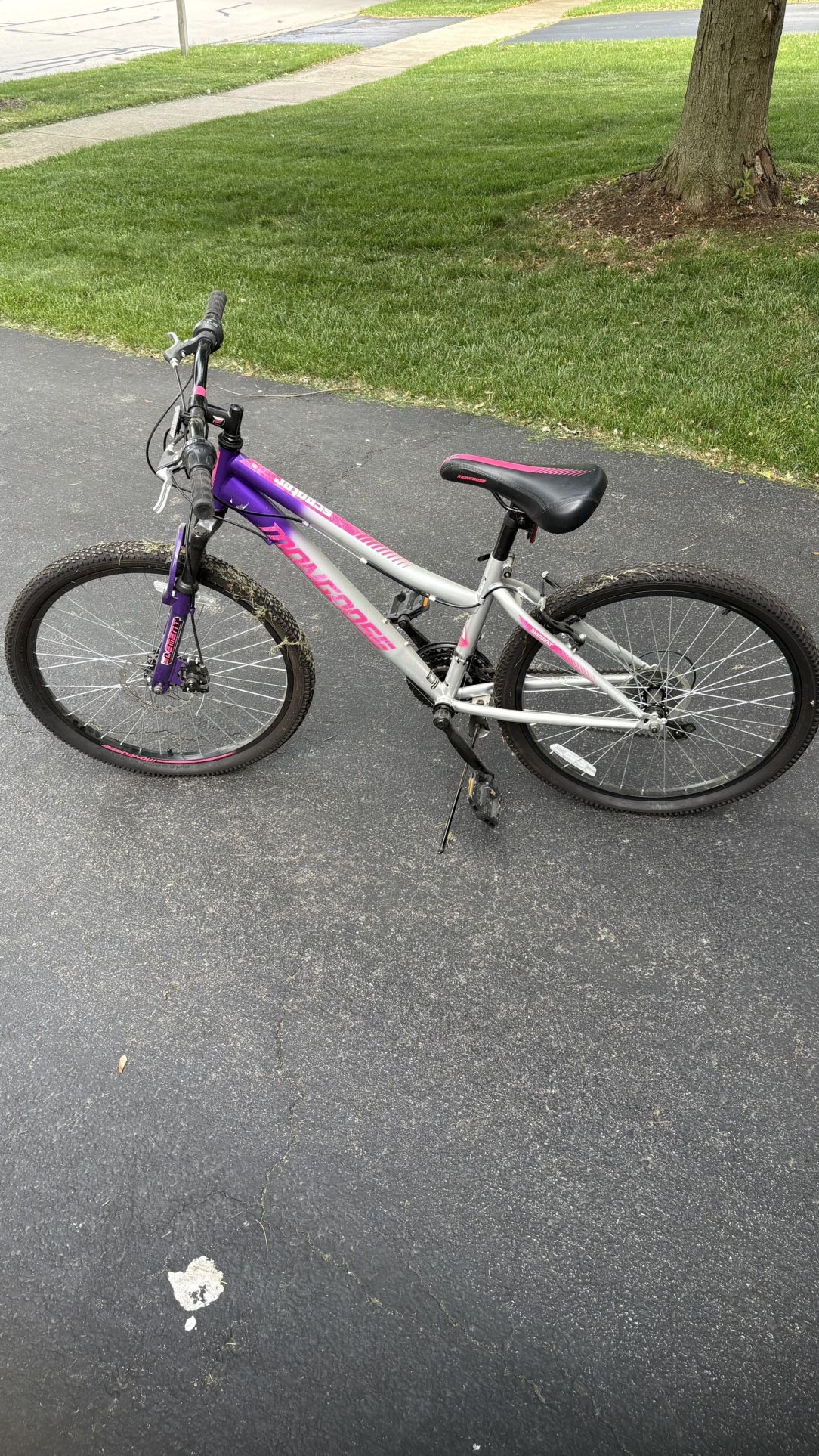 24” Mountain Bike Mongoose scepter