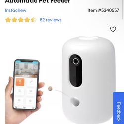 Instachew snack feeder with camera and speaker 