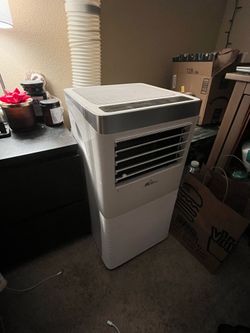 RS portable AC unit with window vent