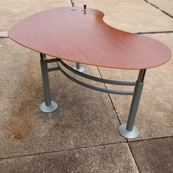 Adjustable Office Table