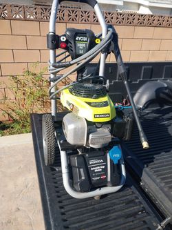 HONDA ENGINE RYOBI PREASURE WASHER IN EXCELLENT CONDITION  ONLY USED ONCE