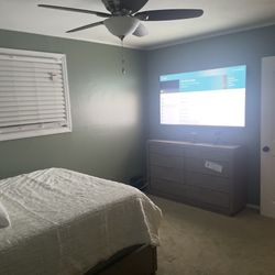 Queen Bedroom Set 