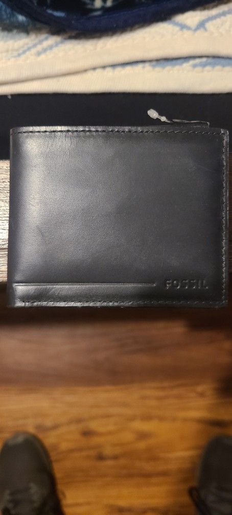 Fossil Men's Wilder Flip ID Bifold Leather Wallet
