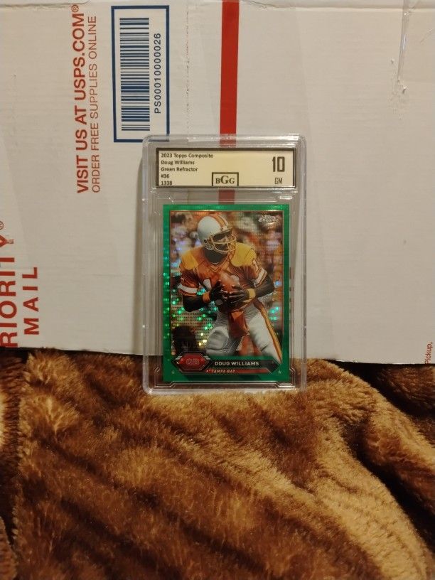 2023 TOPPS COMPOSITE DOUG WILLIAMS BGG CERTIFIED GEM MINT 10 GREEN REFRACTOR # 13/99