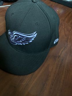 New era red wings hat wool black 7 1/2 fitted hat