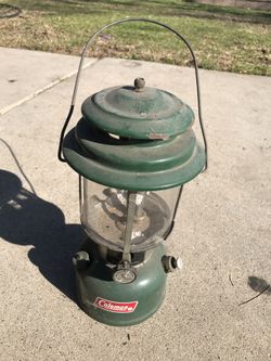 Vintage Coleman Model 220H 2/74 Dual Mantle Lantern USA Made