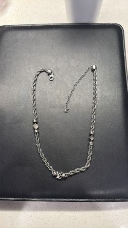 Louis Vuitton Wire Necklace
