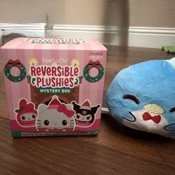 Teeturtle X Hello Kitty And Friends Reversible Plushies ⭐️ RARE ⭐️ Tuxedosam