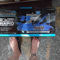 Brand new jack only used once couldn't return it payed 125