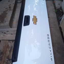 07/2012 Silverado Tailgate