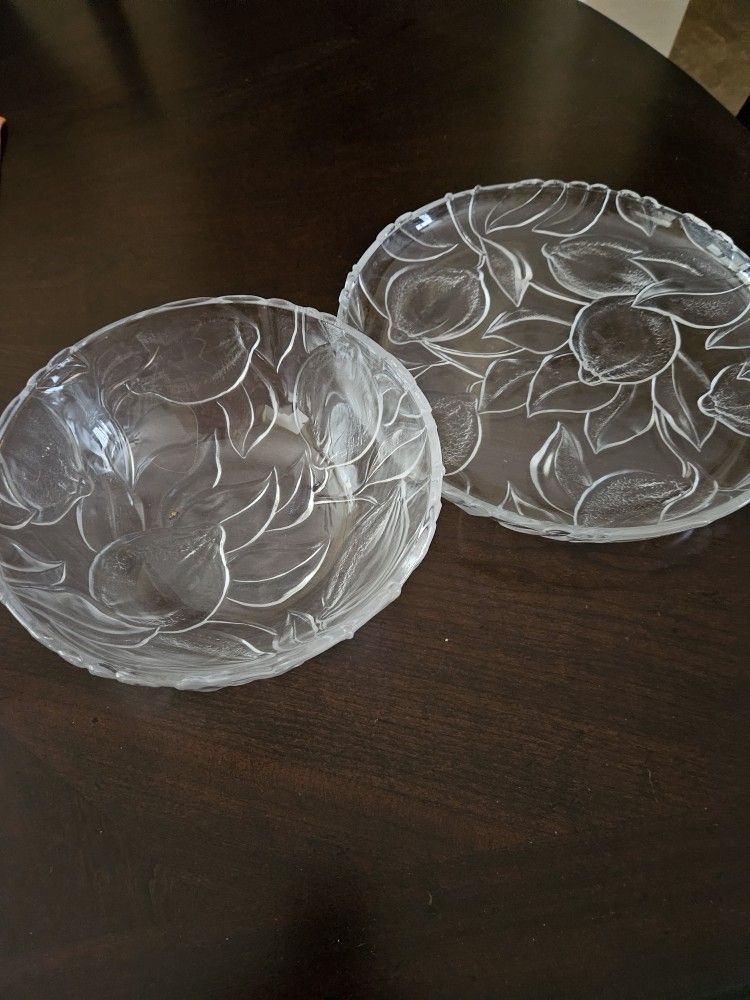 Platter N Bowl In Etched Lemon Pattern On Clear Glass, Heavy Weight, Platter Is 12", Bowl 9x4 New N Giftable $10.00 Ea Or 15.00 Set