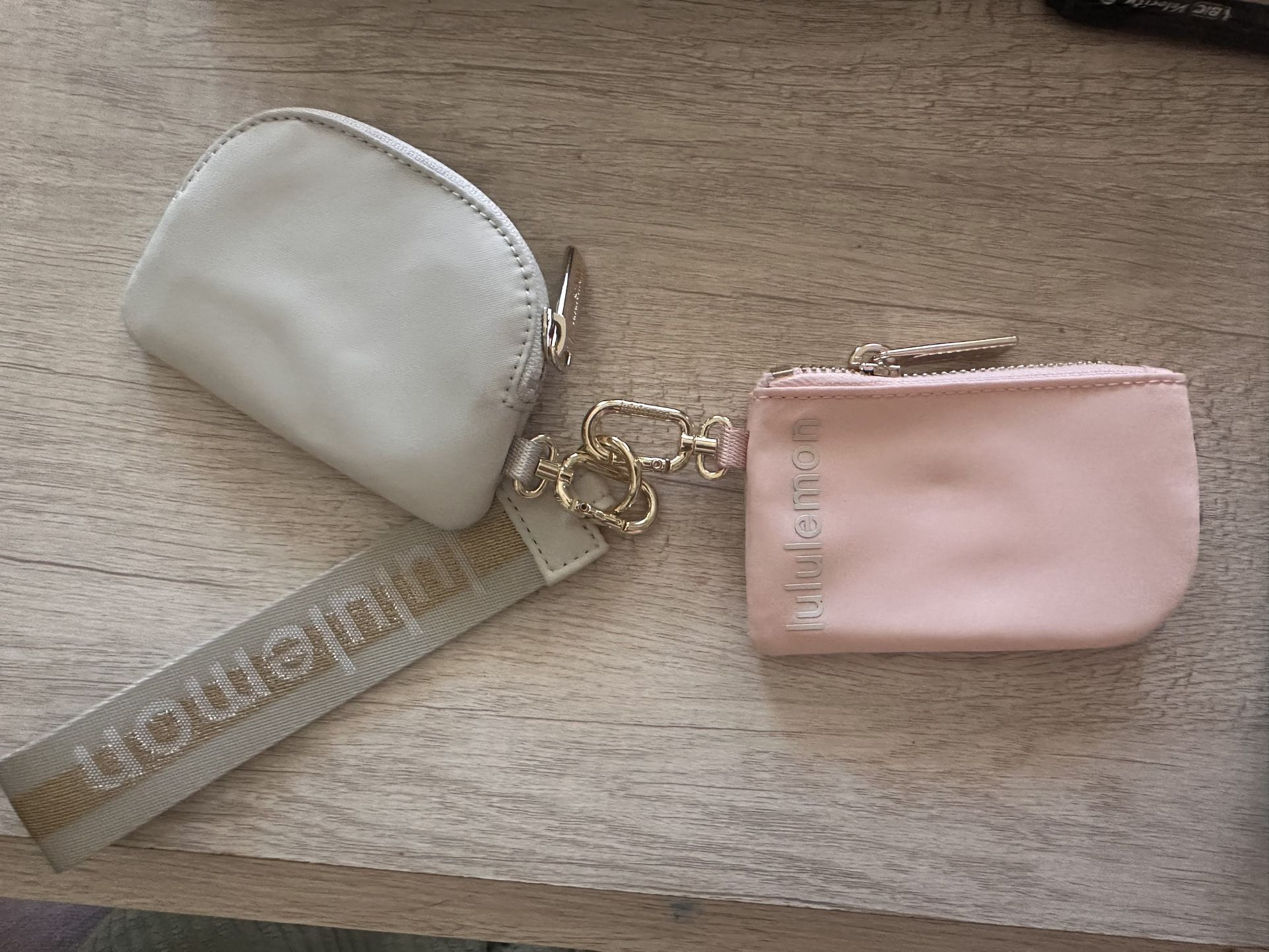 Lululemon Wristlet- New