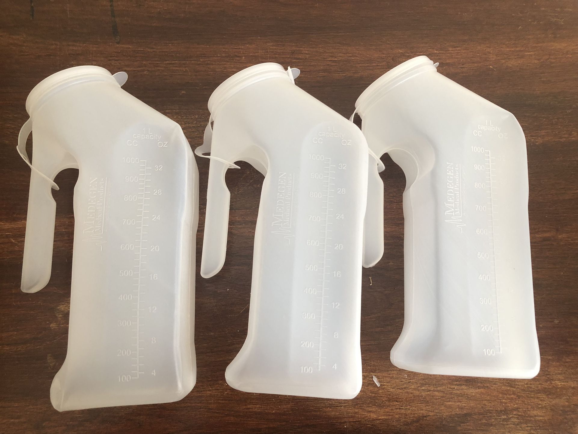 3-Pack Male Urine Bottles (35 oz), Portable Urinals, Spill Proof Pee Bottles