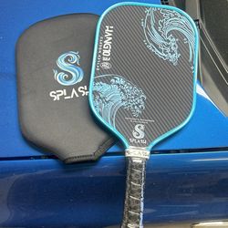 Elongated Splash Pickleball Paddle