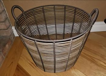 Large Round Poly Rattan Decorative Storage Basket