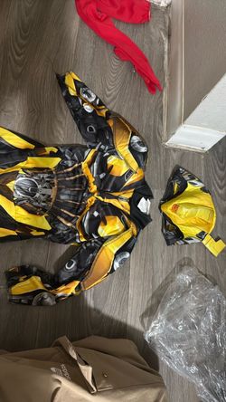 Bumblebee costume for baby’s