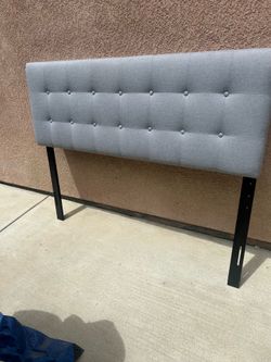 BEAUTIFUL HEADBOARD FULL SIZE