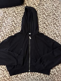 cropped black zip up 