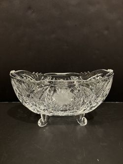 VTG Zajecar 24% Lead Crystal Floral & Leaf Oval Footed Candy Bowl Yugoslavia