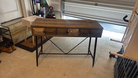 Entryway table