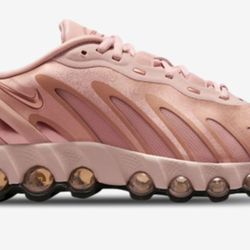 Nike Air Max Dn Women's Shoe