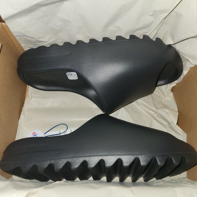 New Size 12 Yeezy Onyx Slides With Authenticated Receipt Price Firm