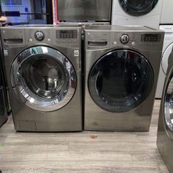 LG Washer And Gas Dryer Set For $745