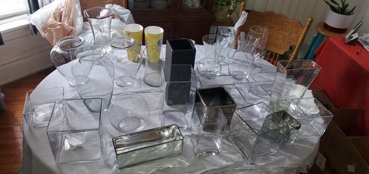 Beautiful Vase Glass Expensive Great Shape For Partys Birthday Days  Flowers Shops Wedding Baby Showers Etc 