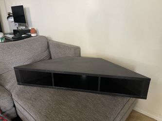 TV/Media Shelf (Corner Mount)