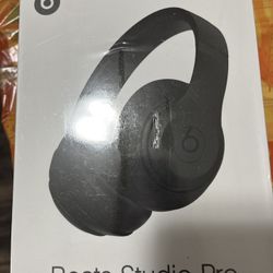 Beats Studio Pro