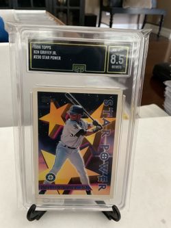 1996 Topps #230 Star Power Ken Griffey Jr. Gem. Mint 8.5