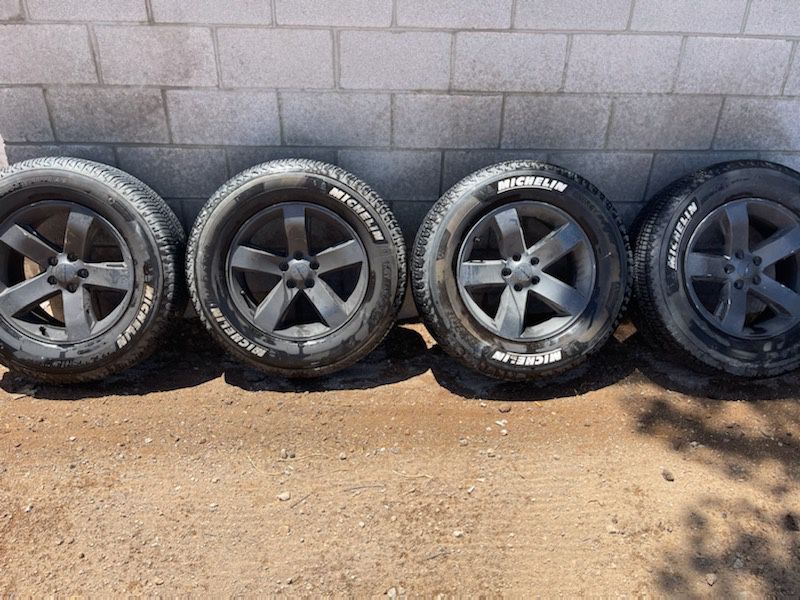 Photo Michelin Tires, Semi Used Tires A Lot Of Tread On Them Rima Are In good Condition And Not Bent Or Dented Made For Dodge Ram Truck