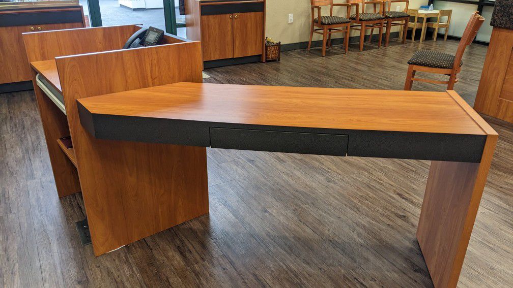 Office Furniture For Optometry