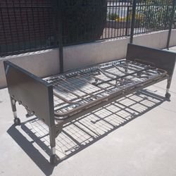 Metal Bed Frame 