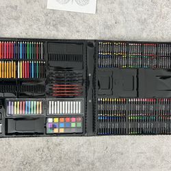 BIG COLORING SET