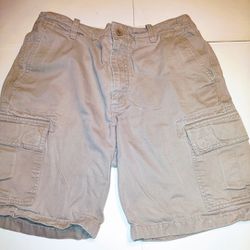 L. L. Bean Size 32 Khaki Men's Cargo Shorts