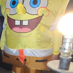 🎃👻COSTUME INFLATABLE SPONGEBOB👻🎃